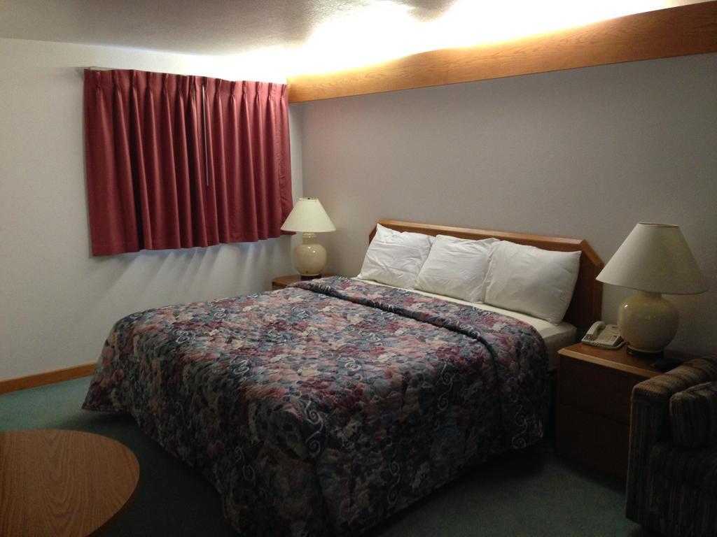 Rodeway Inn Billings Logan Intl Airport Near St Vincent Hospital Bagian luar foto