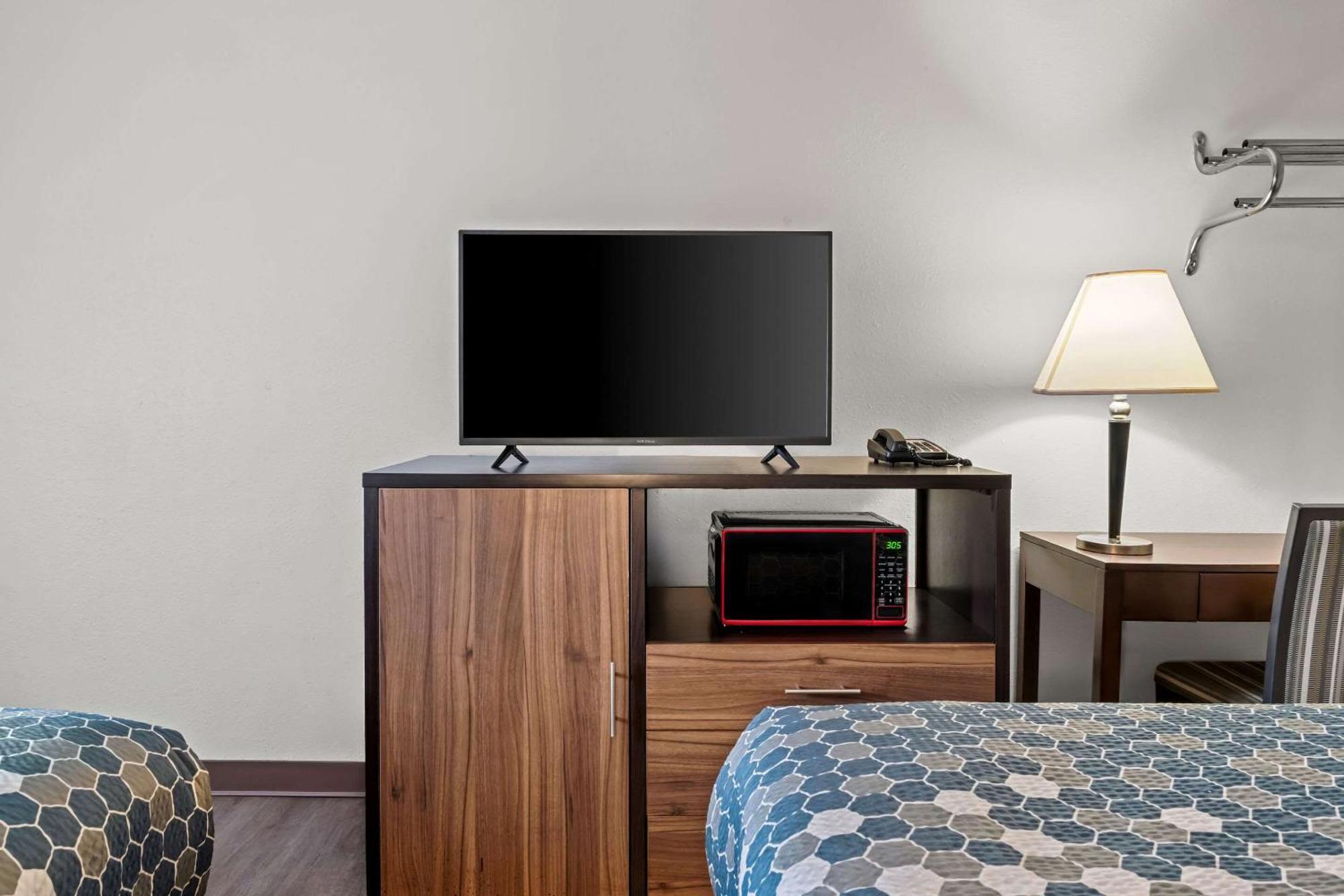 Rodeway Inn Billings Logan Intl Airport Near St Vincent Hospital Bagian luar foto