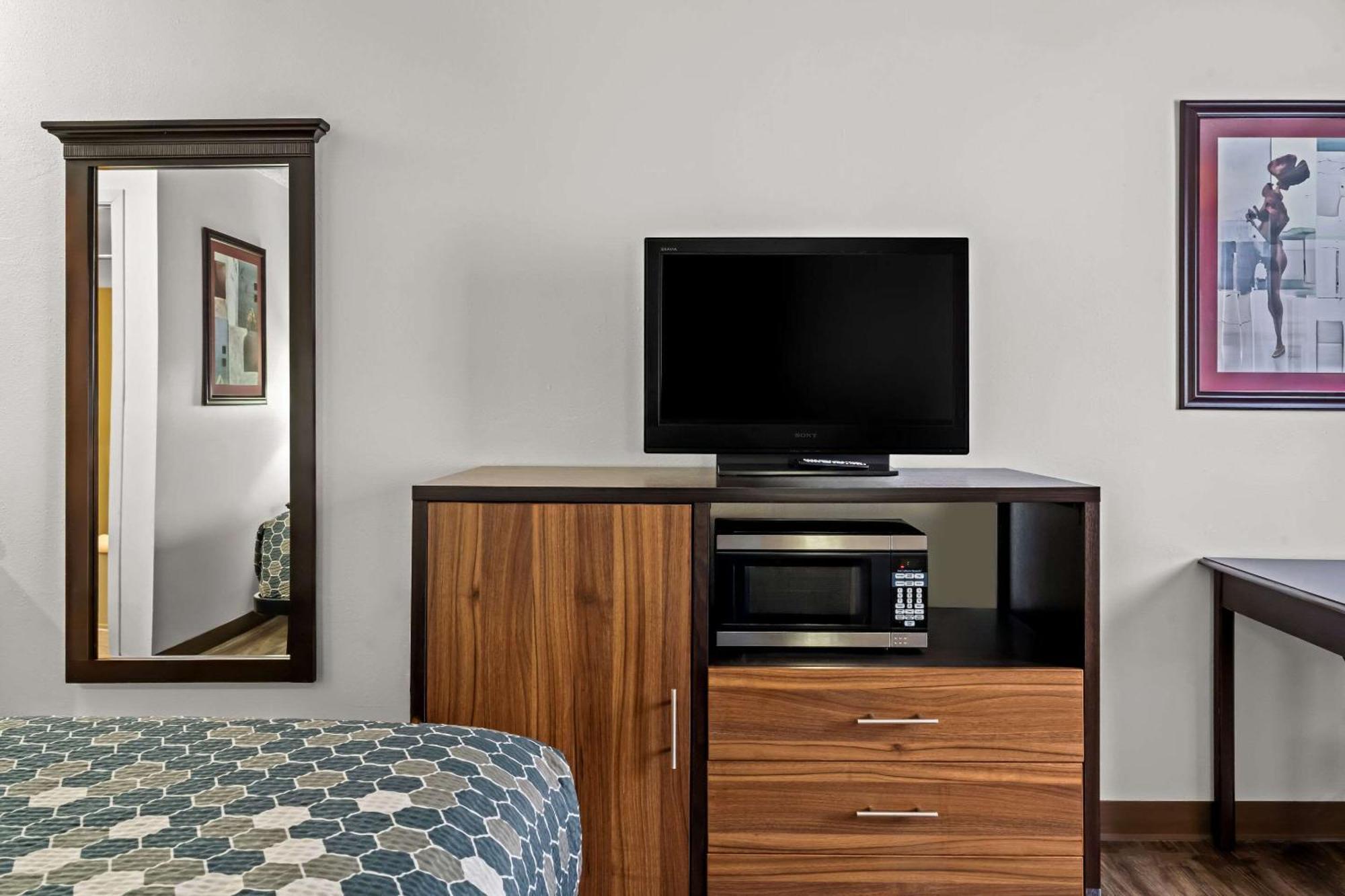 Rodeway Inn Billings Logan Intl Airport Near St Vincent Hospital Bagian luar foto