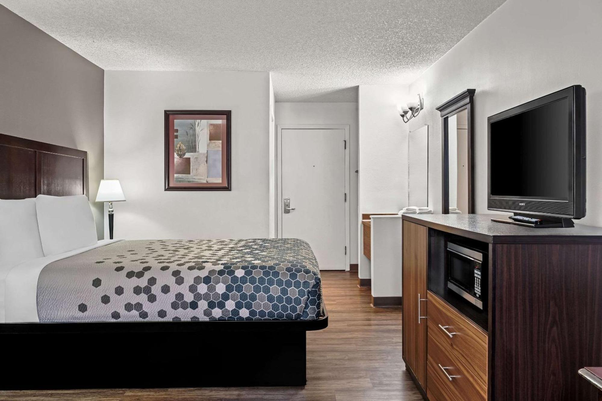 Rodeway Inn Billings Logan Intl Airport Near St Vincent Hospital Bagian luar foto